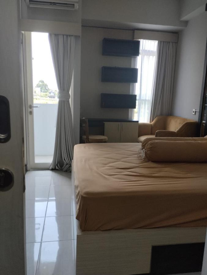 Amartha View Apartement Tambakaji Exterior photo
